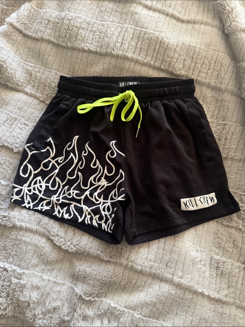 Kill Crew medium mid thigh short